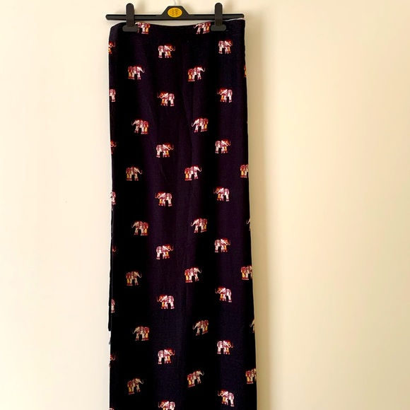 Other - Sarong. Beautiful Elephant prints. 44x58.